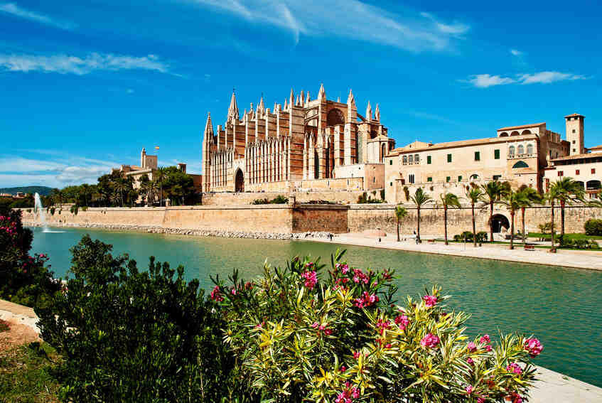 Location De Voiture A Palma De Majorque Chez Sixt